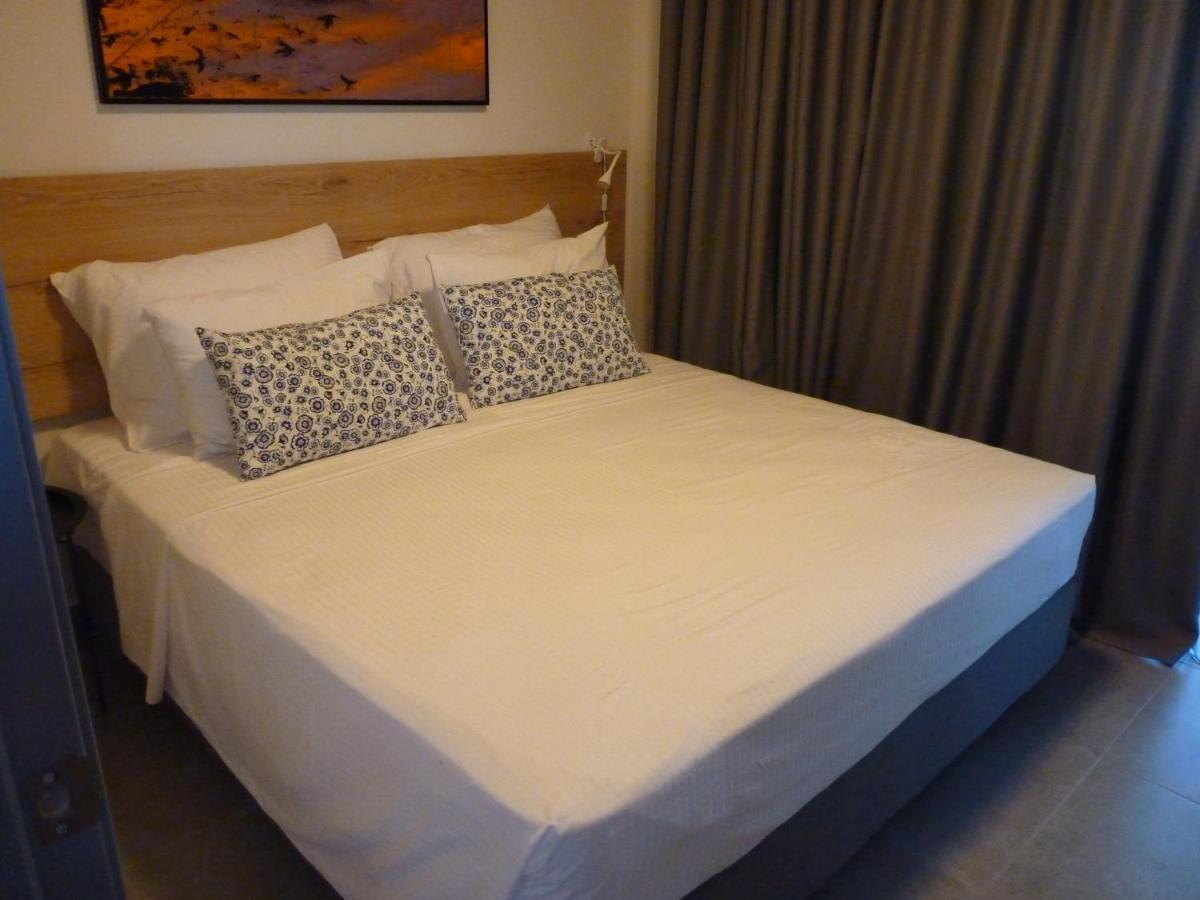 Comfort Suites & Rooms Larissa Exteriör bild